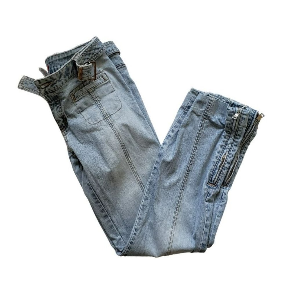 Guess Straight Cut Stretch Denim Jeans With Belt